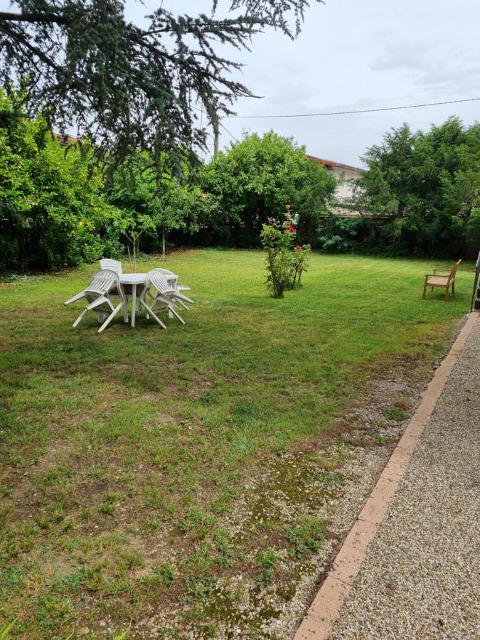 2 chambres indépendantes dans Maison de maitre Carmaux Esterno foto